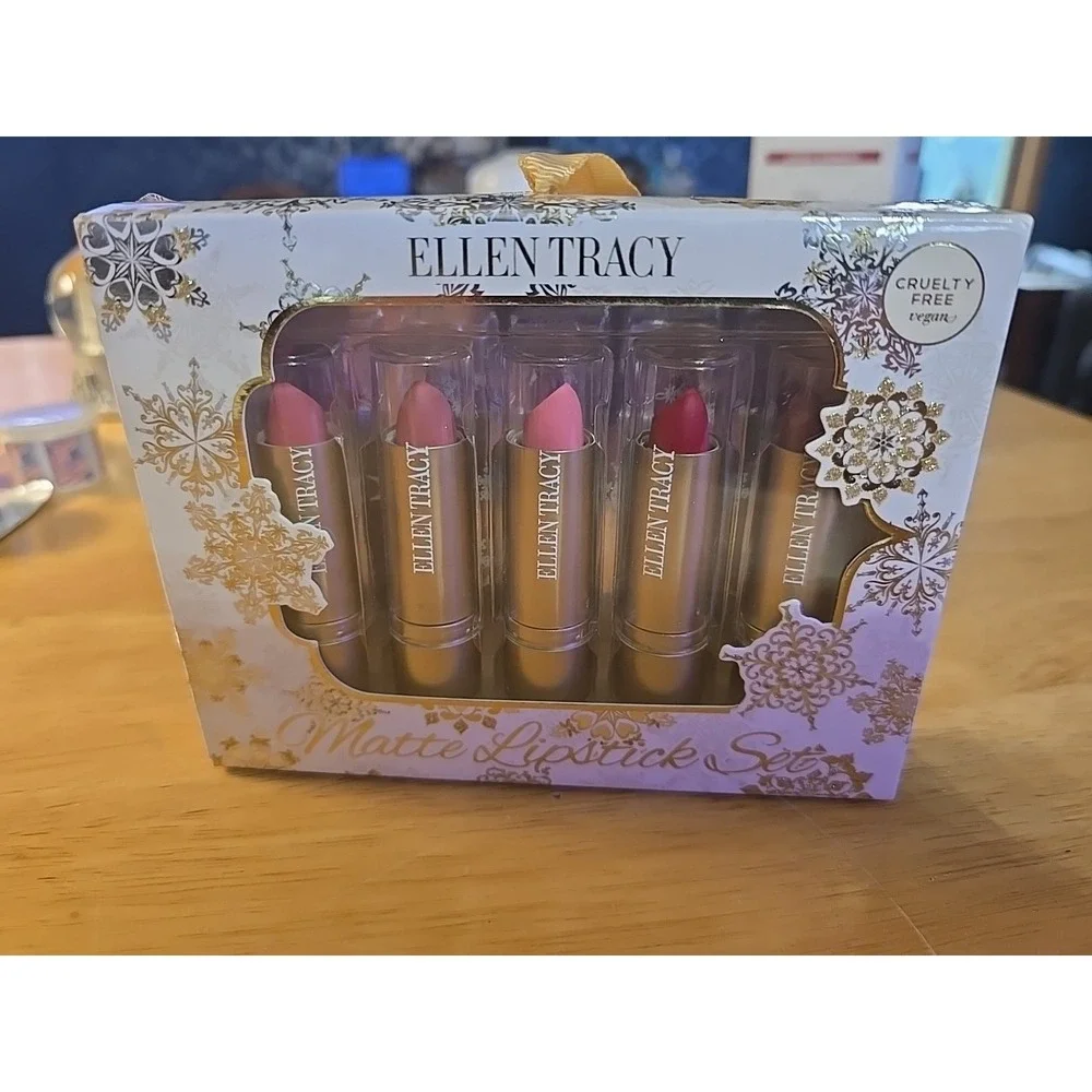 Ellen Tracy Matte Lipstick‎ Gift Set Of 5